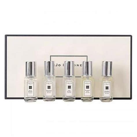 jo malone fragrances sample set.